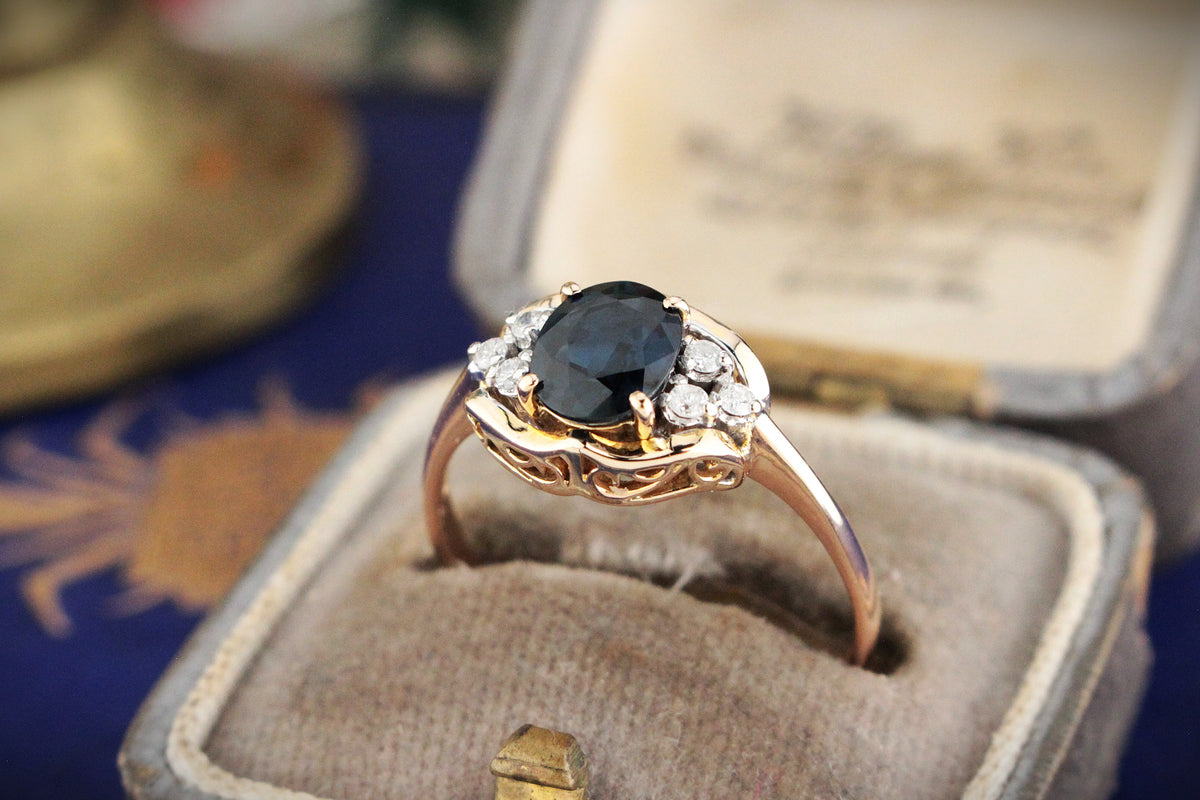 VINTAGE ESTATE SAPPHIRE & DIAMOND RING 18ct GOLD