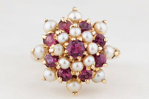 MID-CENTURY RUBY & PEARL RING 9CT GOLD