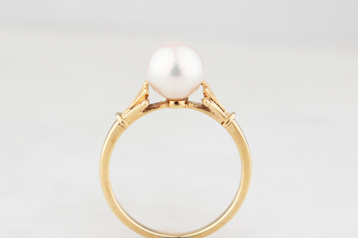 VINTAGE AKOYA PEARL RING BY MIKIMOTO 18ct GOLD