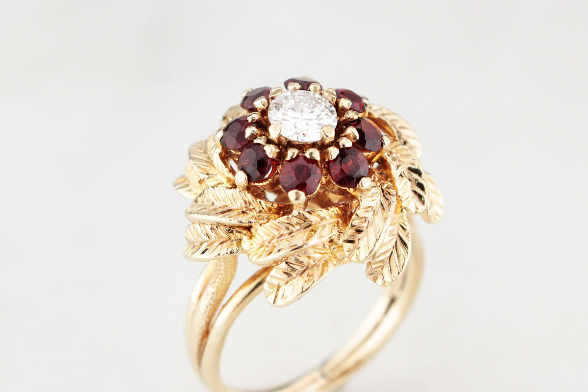 VINTAGE 1940’s DIAMOND &amp; GARNET CLUSTER RING 14ct GOLD