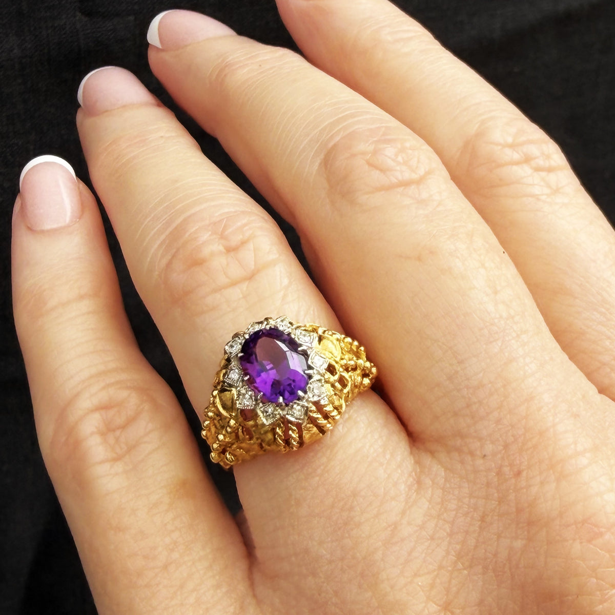 VINTAGE c1940 AMETHYST AND DIAMOND COCKTAIL RING 18ct GOLD
