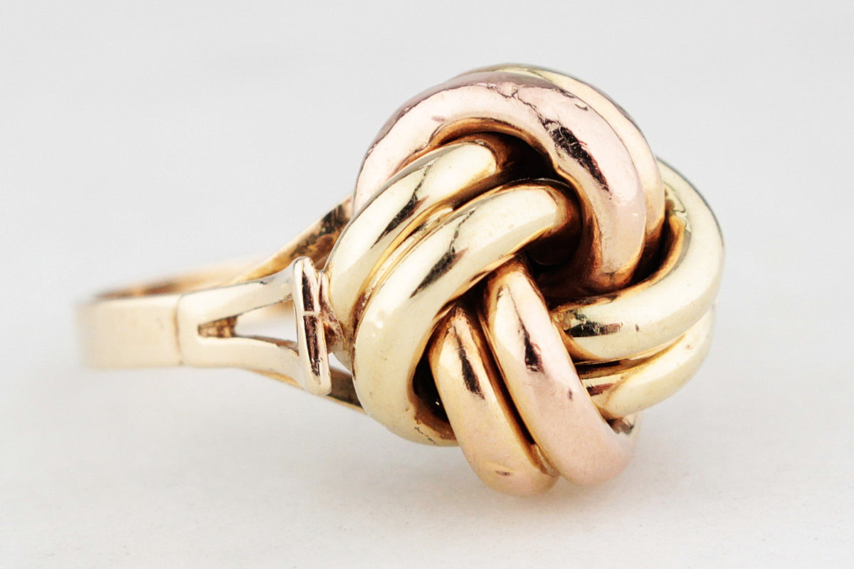 MID-CENTURY 1976 INTERTWINED KNOT RING 9ct GOLD