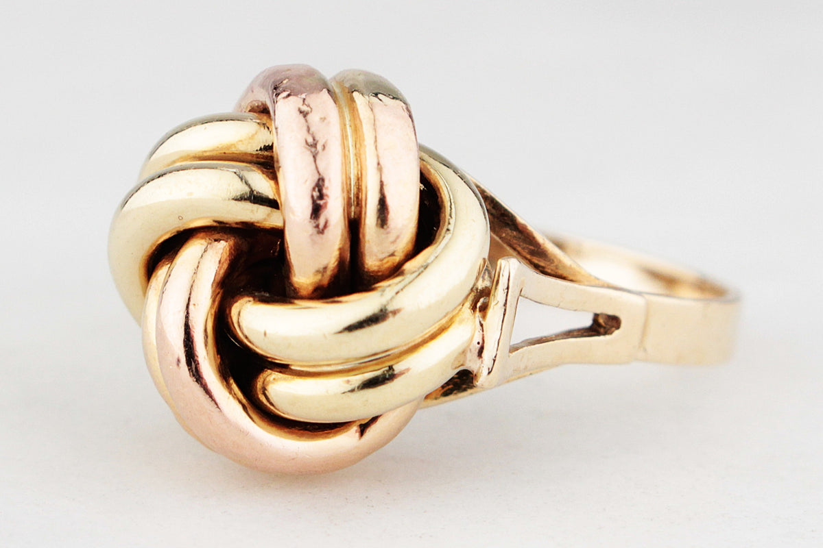 MID-CENTURY 1976 INTERTWINED KNOT RING 9ct GOLD