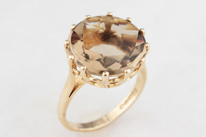 MID-CENTURY 1967 BUFF-CUT SMOKY QUARTZ RING 9ct GOLD