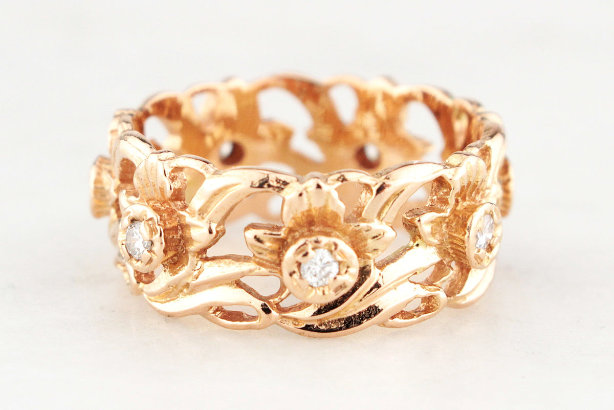 VINTAGE DESIGNER DIAMOND FLORAL ETERNITY BAND 18ct GOLD BY STUART DEVLIN