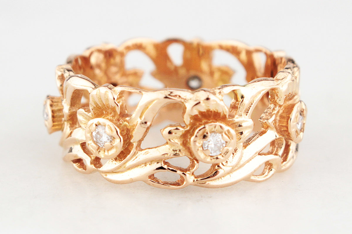 VINTAGE DESIGNER DIAMOND FLORAL ETERNITY BAND 18ct GOLD BY STUART DEVLIN