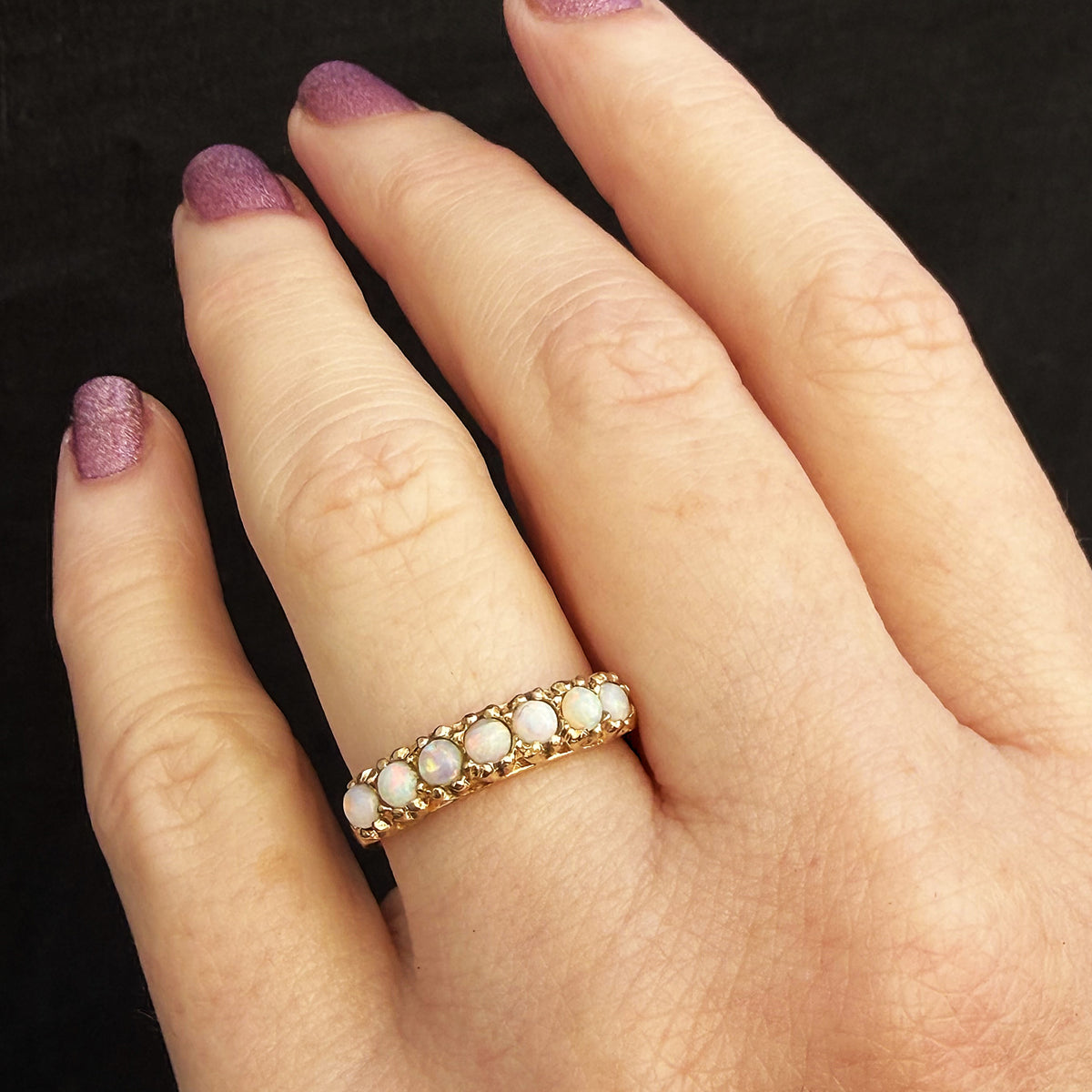 RETRO 1980 SOLID OPAL RING 9ct GOLD