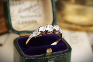 ANTIQUE c1920 DIAMOND RING 18ct YELLOW GOLD & PLATINUM