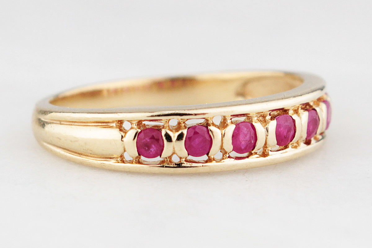 RETRO RUBY HALF-HOOP RING 9ct GOLD