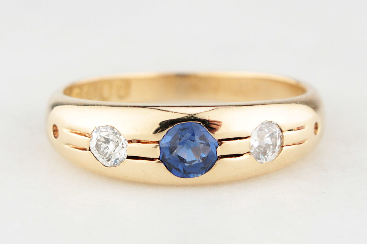 ANTIQUE SAPPHIRE &amp; DIAMOND RING 18ct GOLD