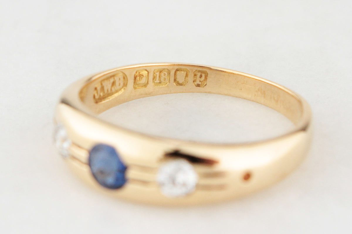 ANTIQUE SAPPHIRE &amp; DIAMOND RING 18ct GOLD