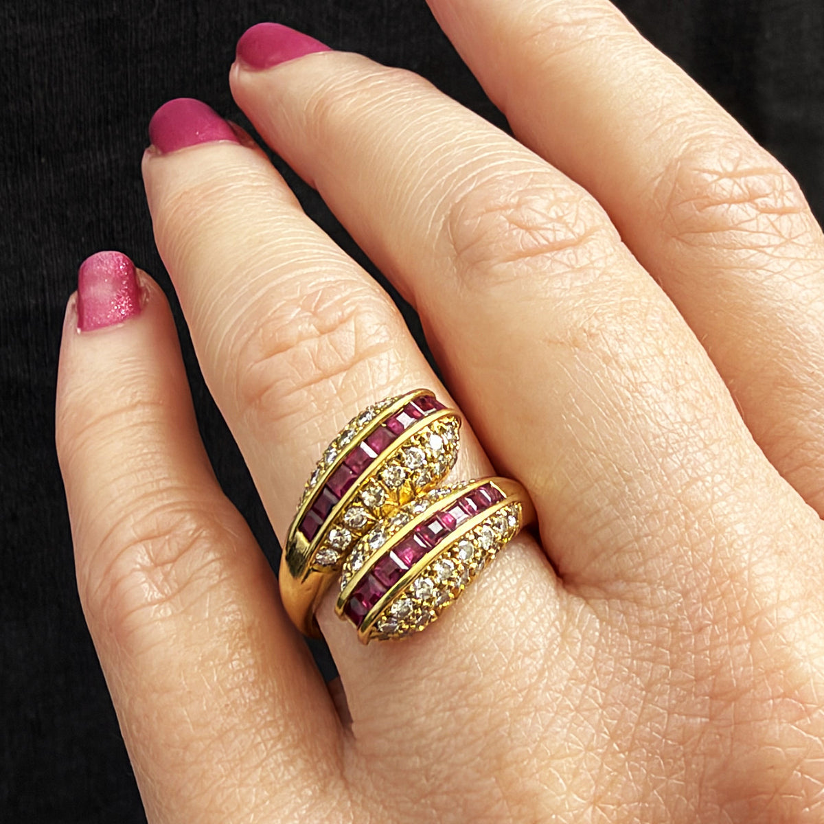 VINTAGE RUBY & DIAMOND SERPENT RING 18ct GOLD