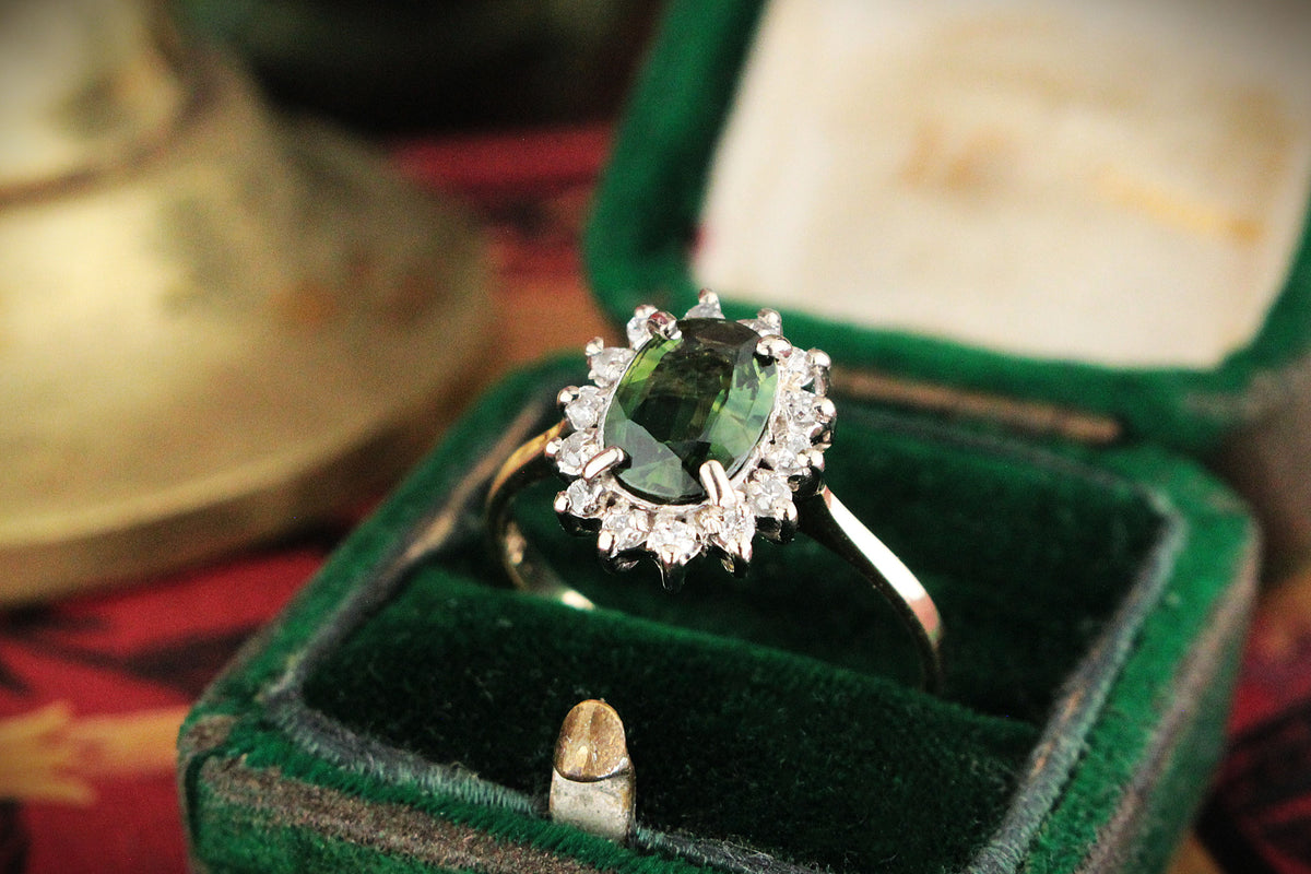 VINTAGE 1.1ct GREEN SAPPHIRE &amp; DIAMOND CLUSTER RING 14ct GOLD