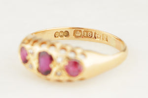 ANTIQUE EDWARDIAN 1910 RUBY & DIAMOND RING 18ct YELLOW GOLD
