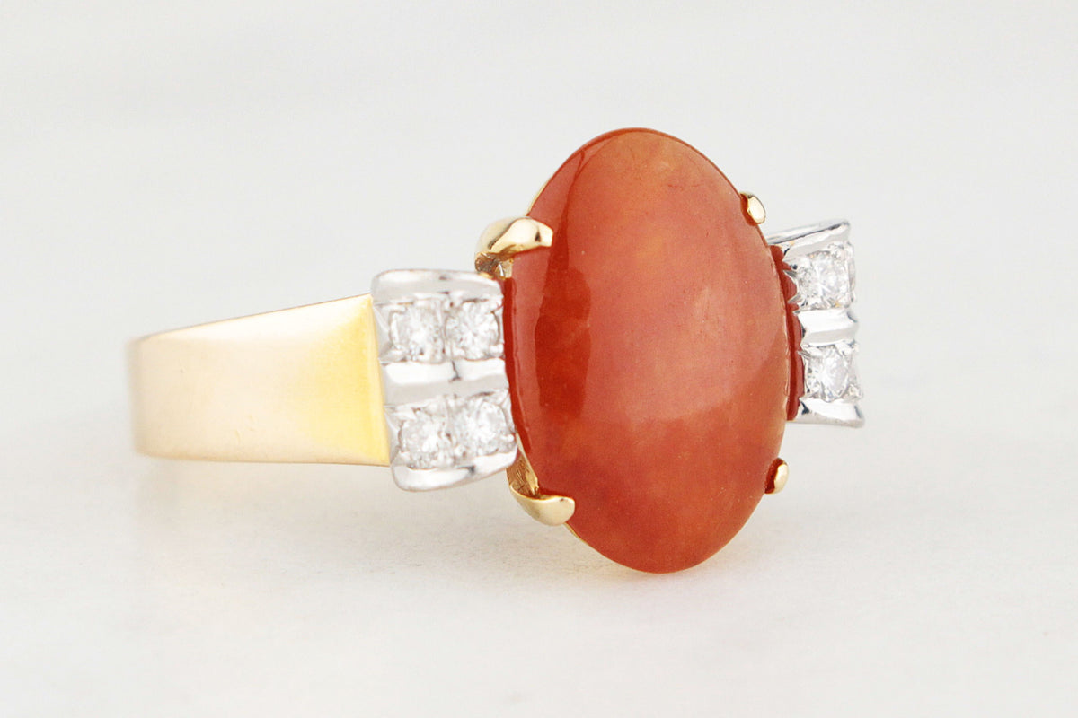 VINTAGE NATURAL ORANGE JADE &amp; DIAMOND RING 14ct GOLD