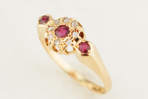 ANTIQUE VICTORIAN c1880 RUBY & DIAMOND RING 18ct YELLOW GOLD