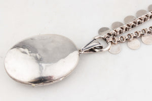 ANTIQUE STERLING SILVER AESTHETIC MOVEMENT BOOK CHAIN AND LOCKET