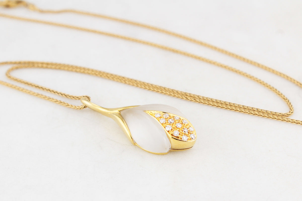 VINTAGE ‘TULIP’ ROCK CRYSTAL & DIAMOND PENDANT 18ct GOLD