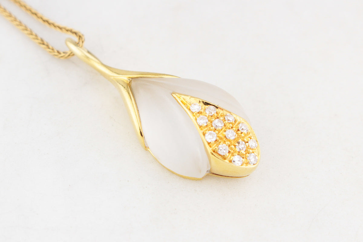 VINTAGE ‘TULIP’ ROCK CRYSTAL & DIAMOND PENDANT 18ct GOLD