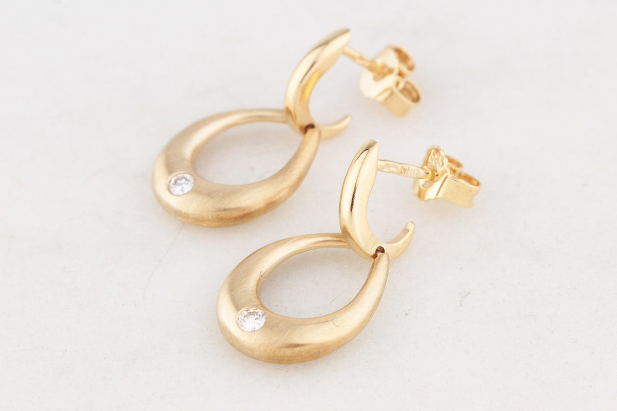 CONTEMPORARY DIAMOND EARRINGS 14ct GOLD