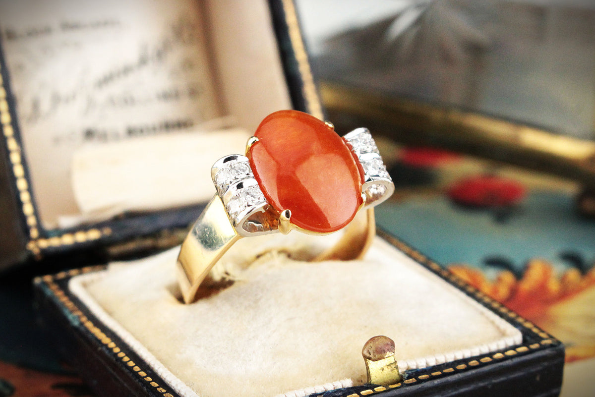 VINTAGE NATURAL ORANGE JADE &amp; DIAMOND RING 14ct GOLD