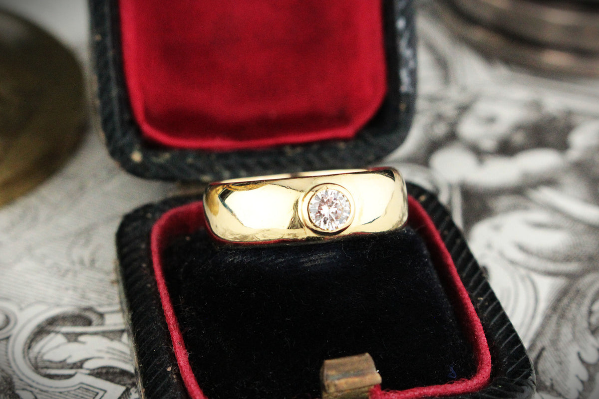 VINTAGE DIAMOND RING 18ct YELLOW GOLD