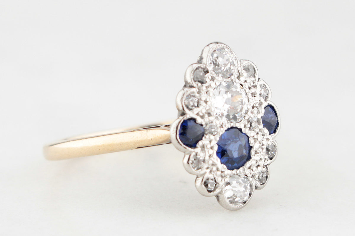 ANTIQUE c1920 ART DECO SAPPHIRE &amp; DIAMOND RING IN 18ct GOLD &amp; PLATINUM