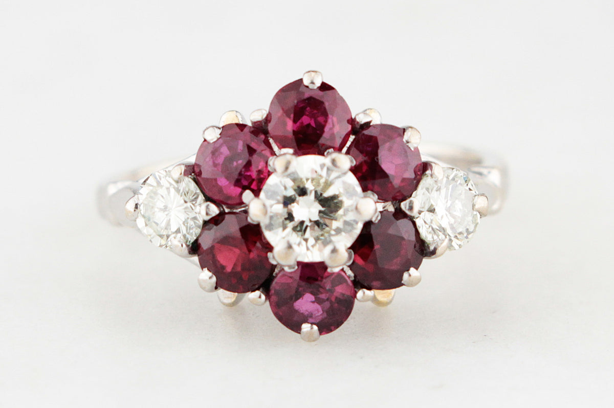 RETRO RUBY &amp; DIAMOND CLUSTER RING IN 18ct GOLD