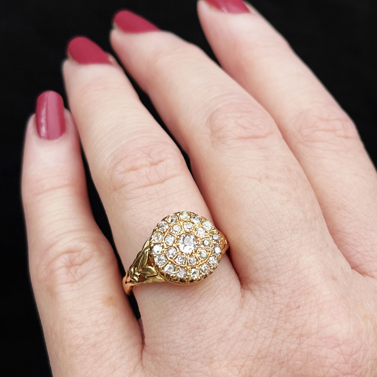 ANTIQUE VICTORIAN 1889 DIAMOND CLUSTER RING 18ct GOLD