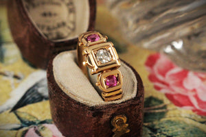 ANTIQUE 1918 DIAMOND AND RUBY TRILOGY RING 18ct GOLD