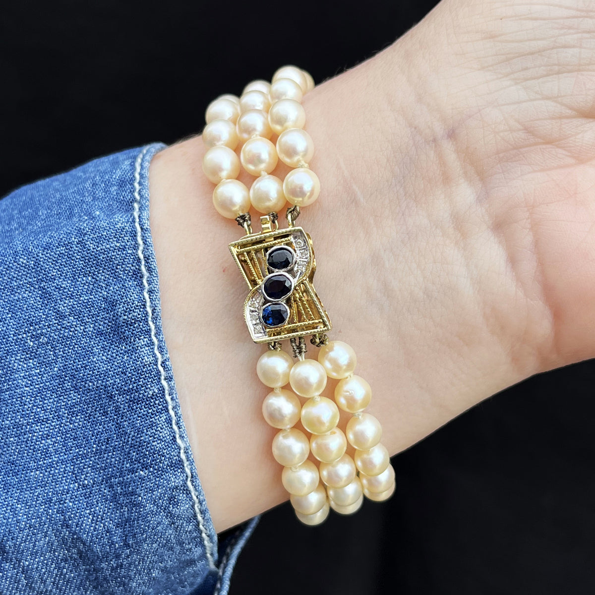 VINTAGE SAPPHIRE &amp; DIAMOND TRIPLE STRAND PEARL BRACELET 14ct GOLD