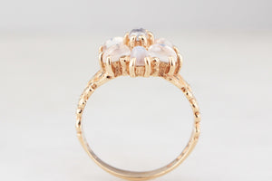 VINTAGE 1975 MOONSTONE FLOWER RING 9ct GOLD