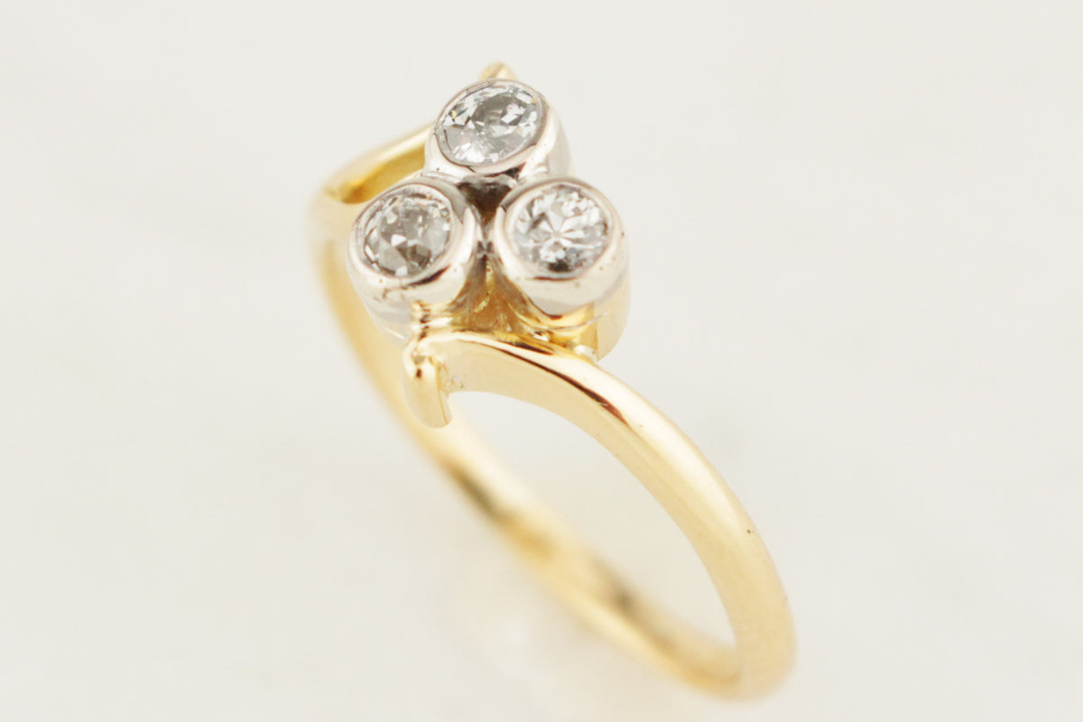 ANTIQUE EDWARDIAN c1900 .30ct DIAMOND RING 18ct GOLD