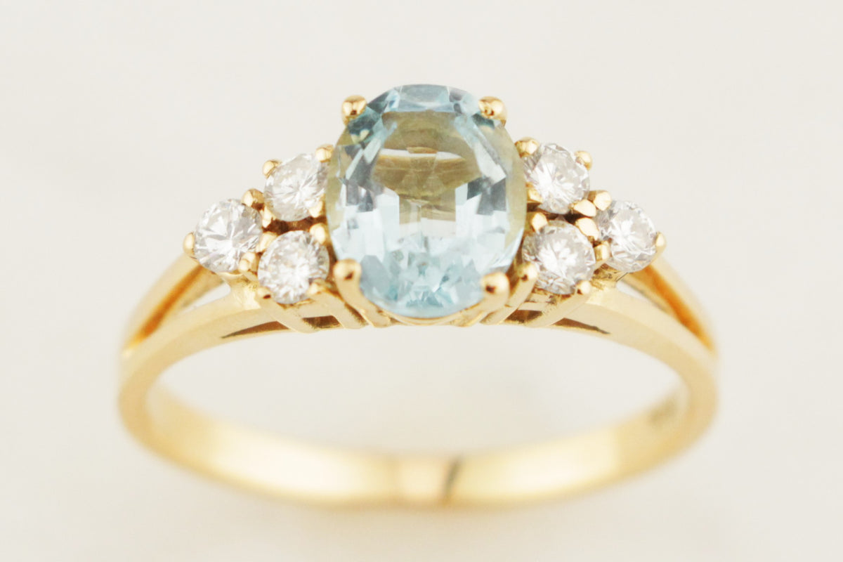 VINTAGE MID CENTURY c1950 AQUAMARINE & DIAMOND RING 18ct GOLD