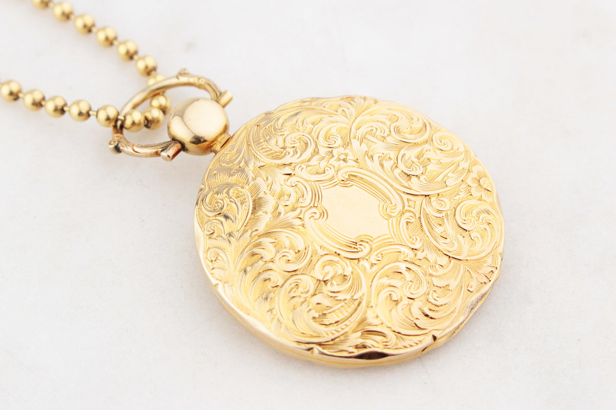 ANTIQUE LATE VICTORIAN ENGRAVED PHOTO LOCKET 15ct GOLD