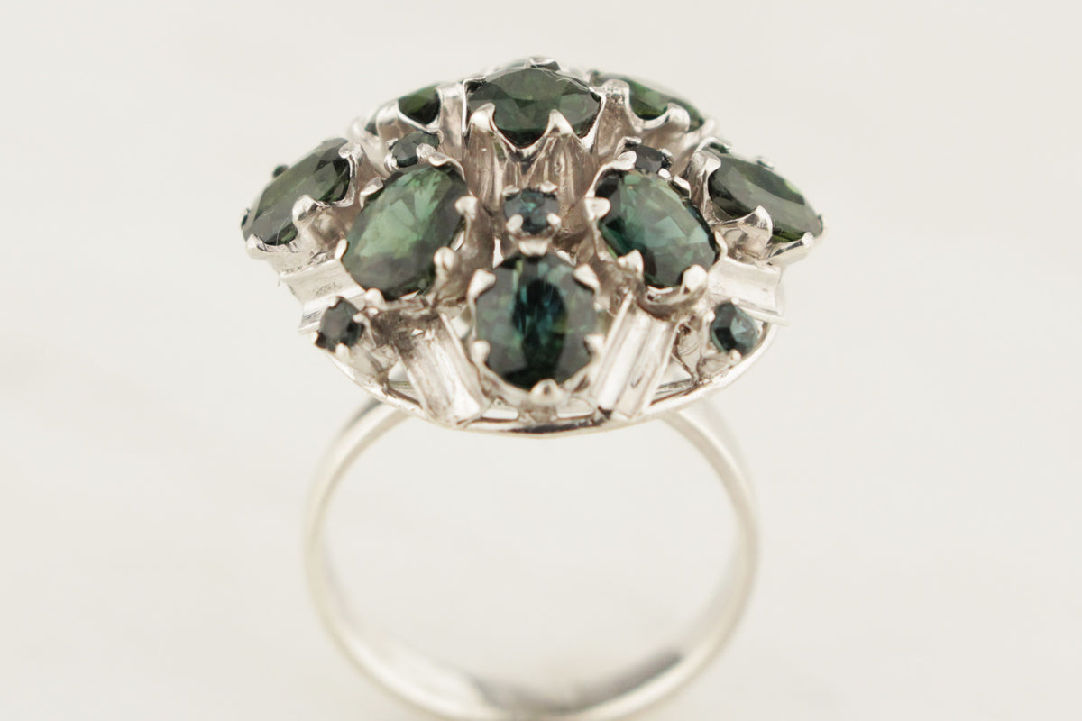VINTAGE MID CENTURY c1960 GREEN SAPPHIRE COCKTAIL RING 14ct WHITE GOLD
