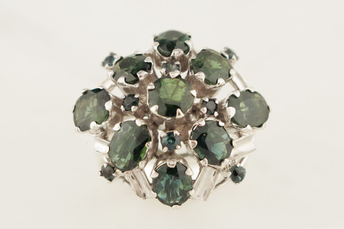 VINTAGE MID CENTURY c1960 GREEN SAPPHIRE COCKTAIL RING 14ct WHITE GOLD