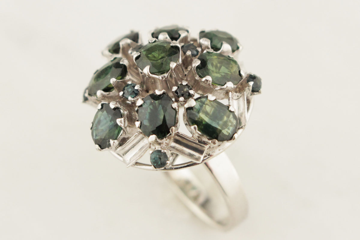 VINTAGE MID CENTURY c1960 GREEN SAPPHIRE COCKTAIL RING 14ct WHITE GOLD