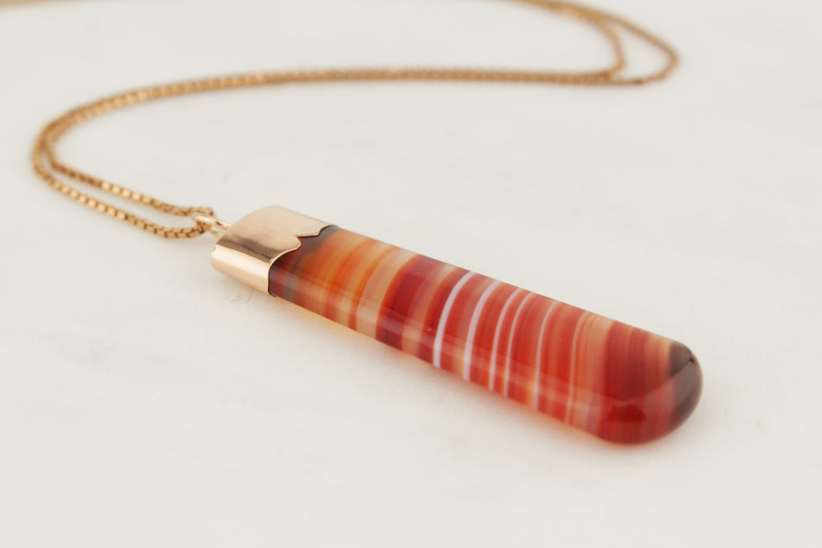 ANTIQUE EDWARDIAN BANDED AGATE PENDANT 9ct YELLOW GOLD