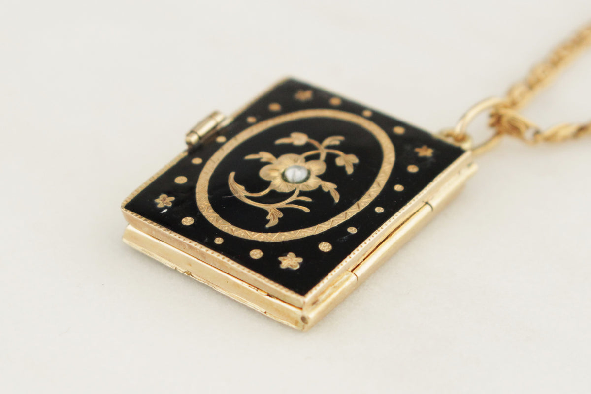 ANTIQUE VICTORIAN ENAMEL &amp; SEED PEARL MOURNING LOCKET 9ct YELLOW GOLD