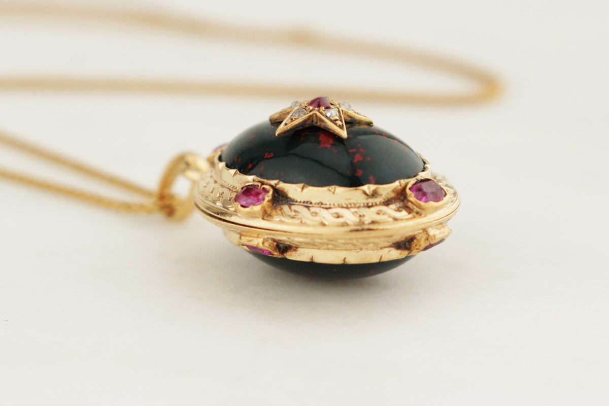 ANTIQUE VICTORIAN c1880 BLOODSTONE RUBY &amp; DIAMOND LOCKET 15ct GOLD