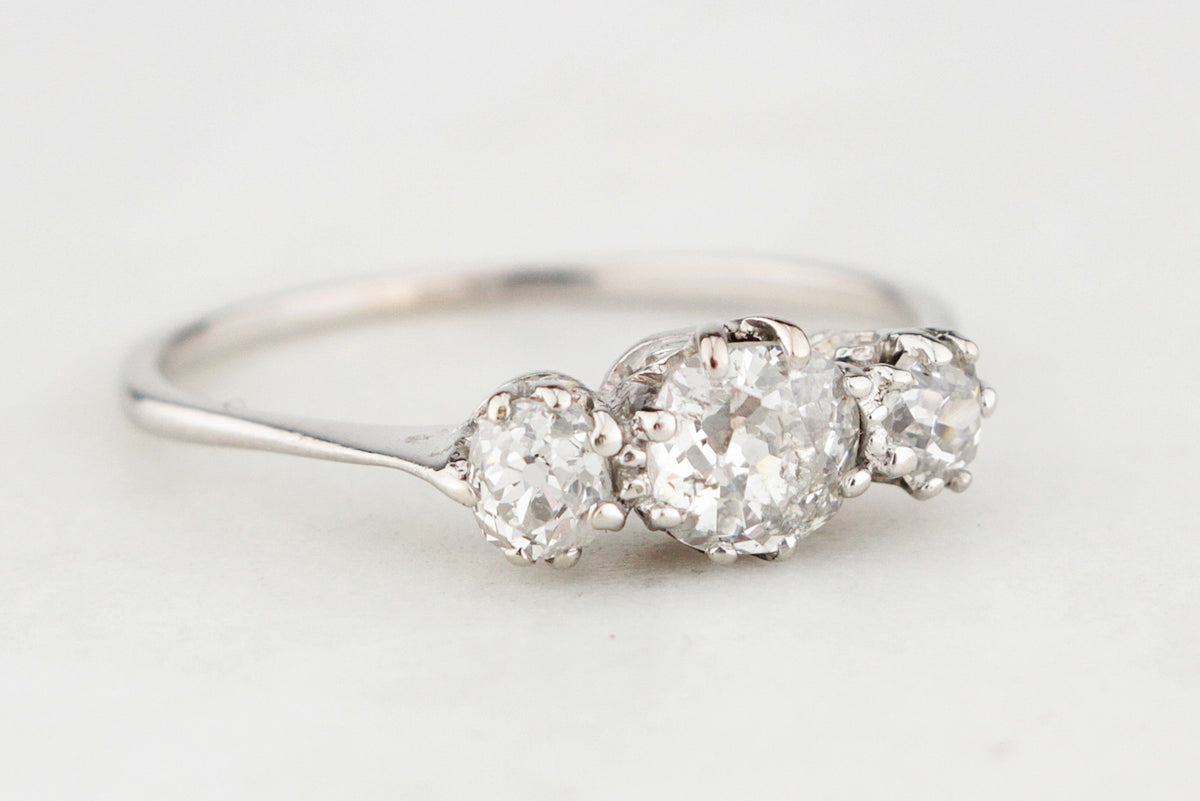 ANTIQUE 1ct OLD CUT DIAMOND TRILOGY RING 18ct GOLD