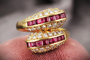 VINTAGE RUBY & DIAMOND SERPENT RING 18ct GOLD