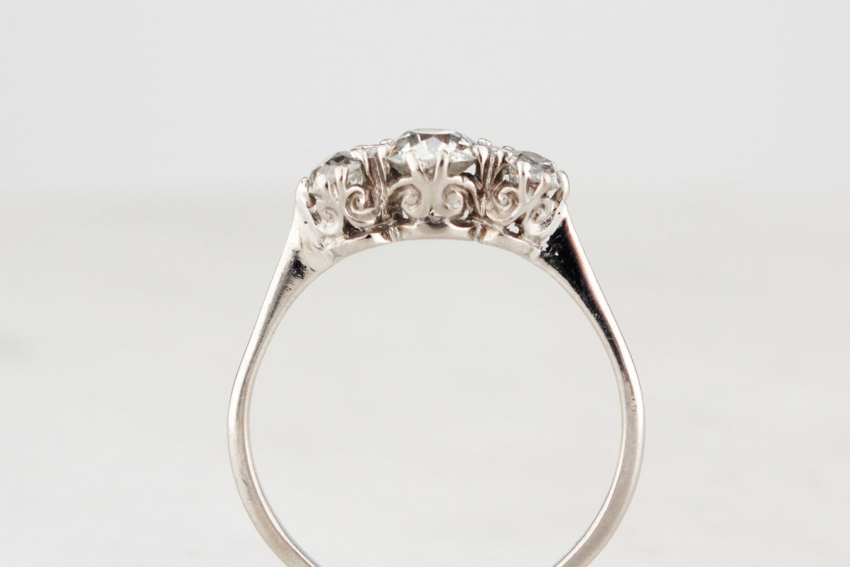 ANTIQUE 1ct OLD CUT DIAMOND TRILOGY RING 18ct GOLD