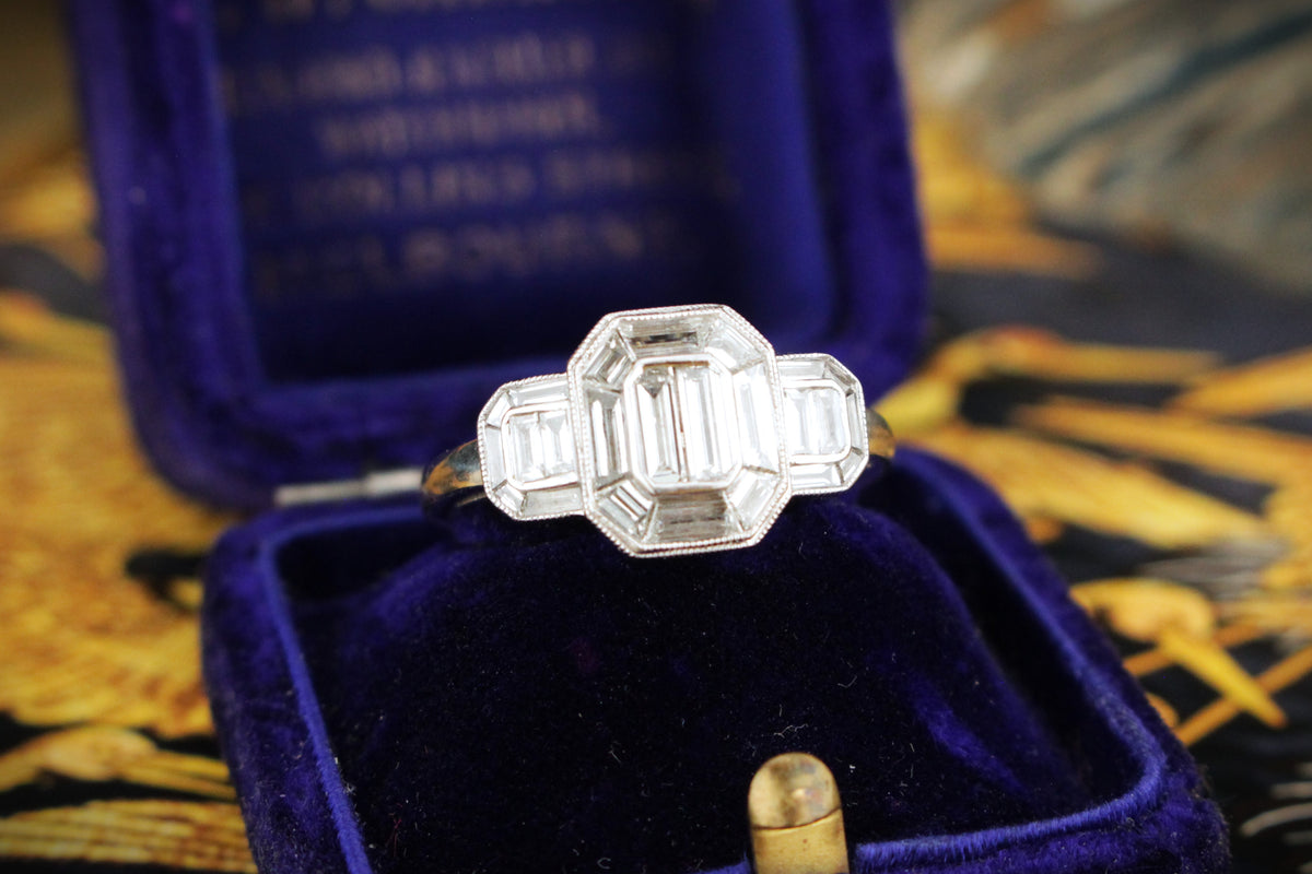 VINTAGE LATE ART DECO c1940 1.80ct DIAMOND CLUSTER RING 9ct WHITE GOLD