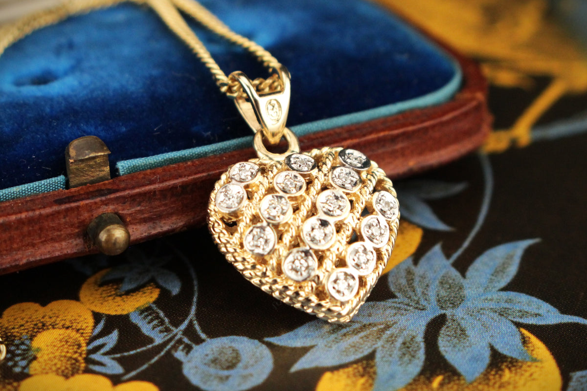 VINTAGE ESTATE REVERSIBLE SAPPHIRE & DIAMOND PENDANT 9ct GOLD