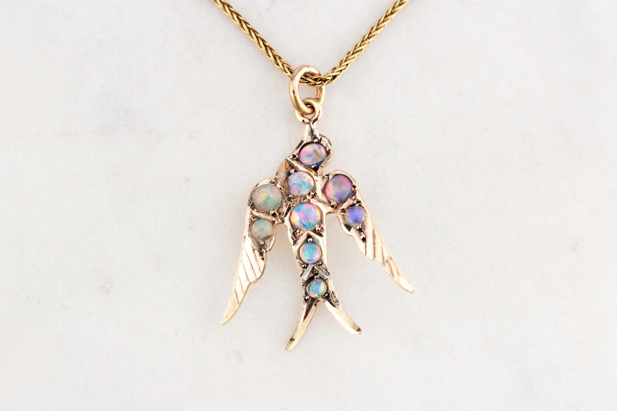 ANTIQUE AUSTRALIAN OPAL DOVE PENDANT BY WILLIS &amp; CO 9ct GOLD