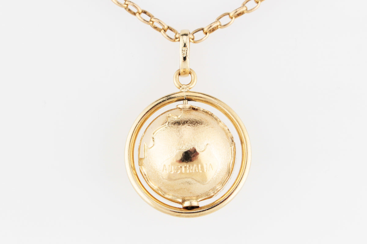 VINTAGE SPINNING GLOBE PENDANT 9ct GOLD