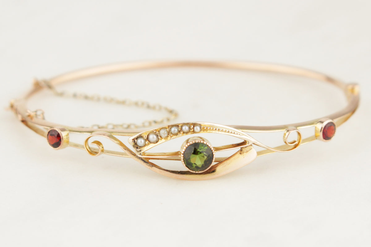 ANTIQUE EDWARDIAN c1900 GREEN SAPPHIRE GARNET & SEED PEARL BANGLE 9ct GOLD