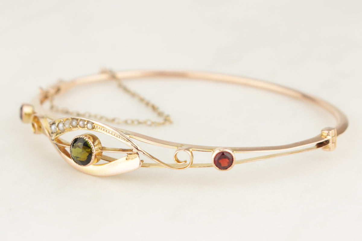 ANTIQUE EDWARDIAN c1900 GREEN SAPPHIRE GARNET & SEED PEARL BANGLE 9ct GOLD